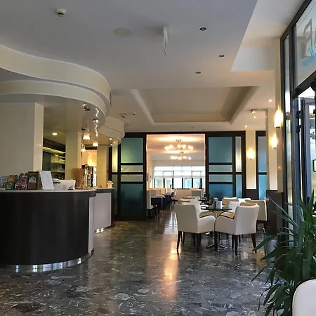 Отель Bellevue